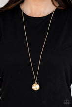 Load image into Gallery viewer, Dauntless Diva - Gold
